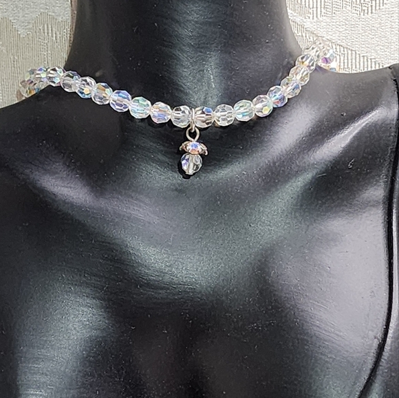 Vintage Signed DB Aurora Borealis Silver Choker Necklace with Teardrop Pendant - Picture 10 of 12